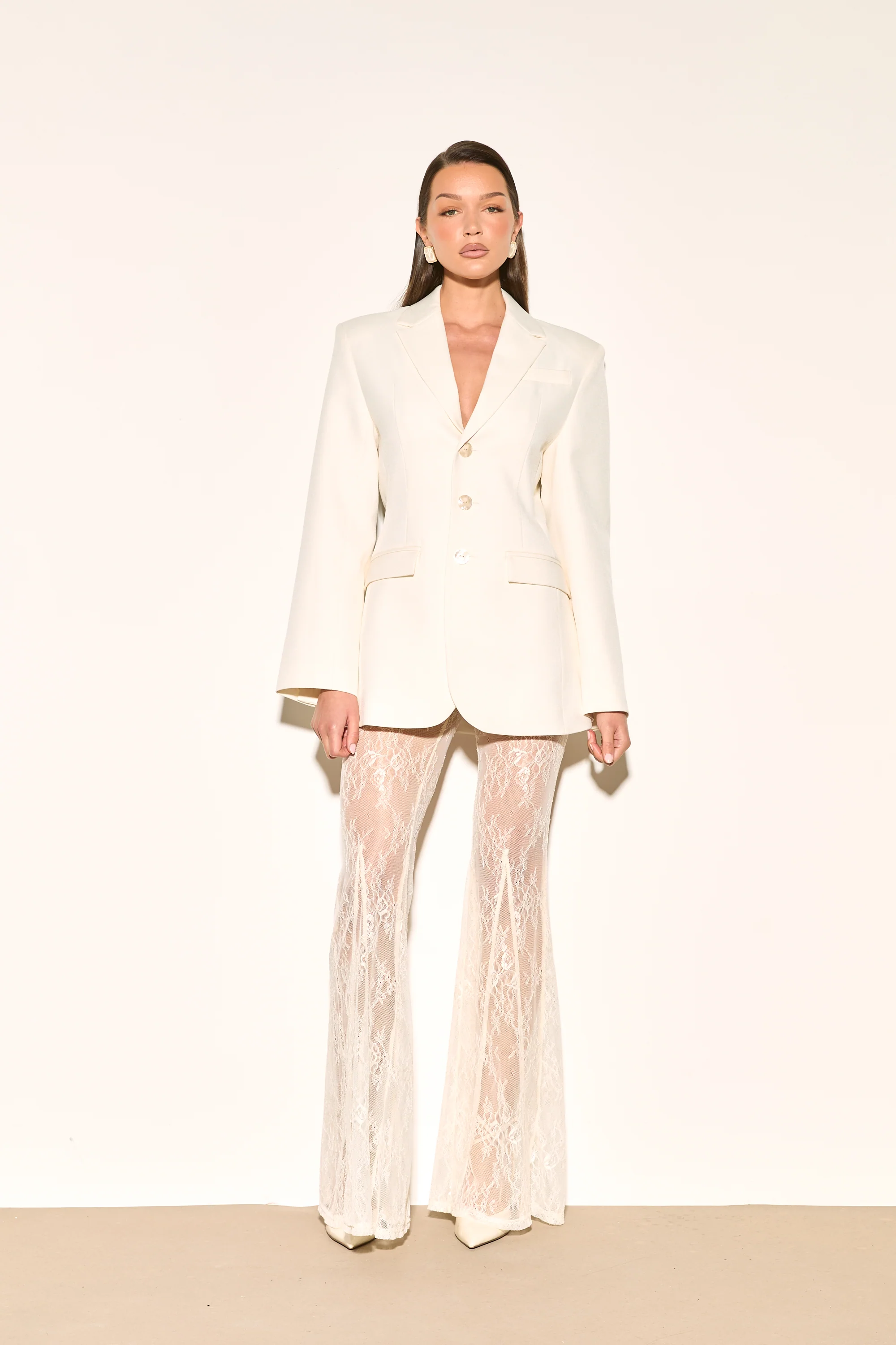 ILLIANA Cream Hourglass Blazer - Image 3