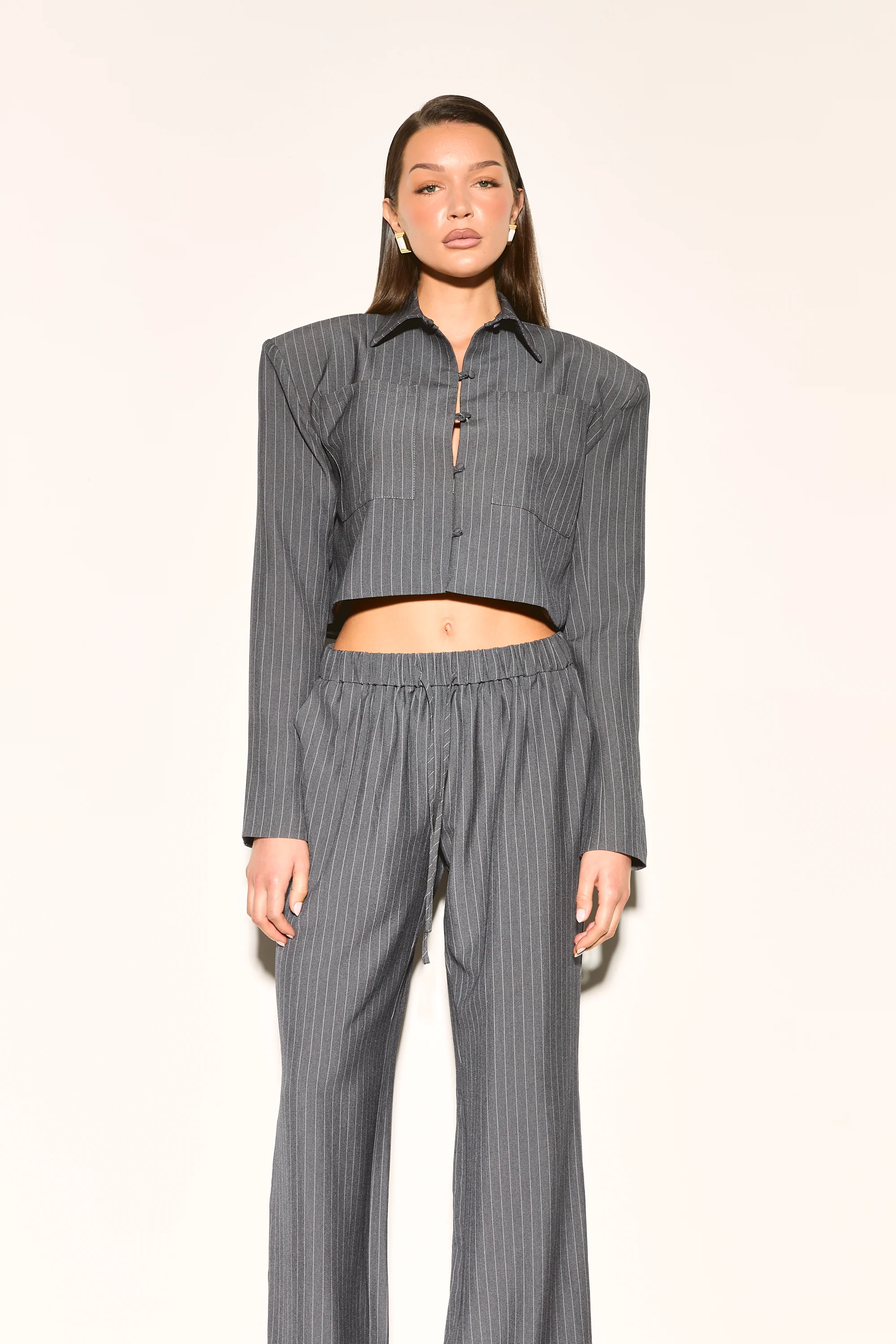 VELORA Grey Pinstripe Cropped Shirt - Image 4